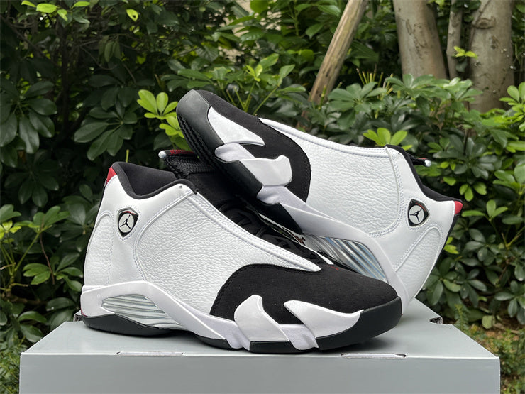 Air Jordan 14 Retro "Black Toe"