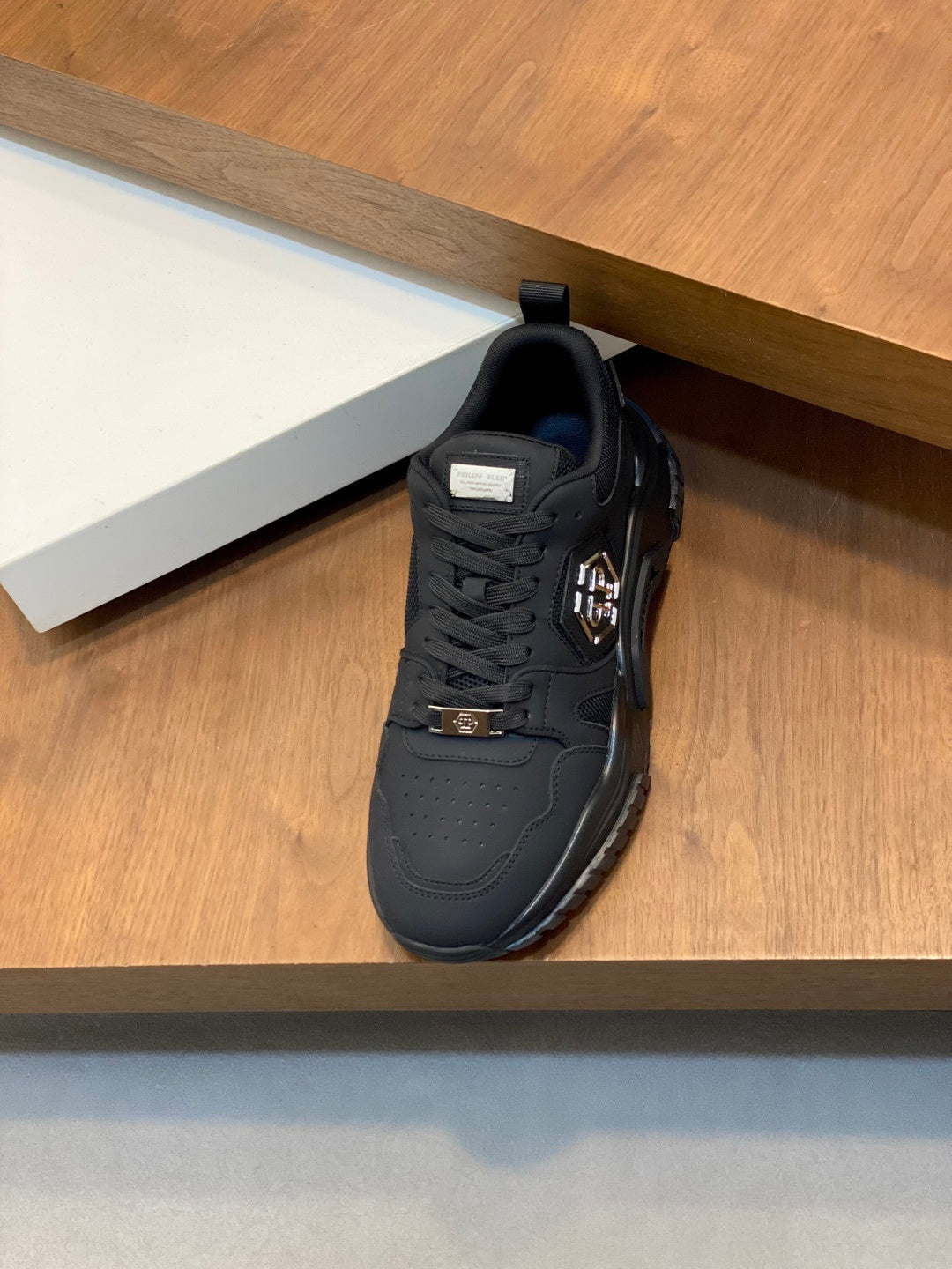 Philipp Plein New Predator PP Hexagon.