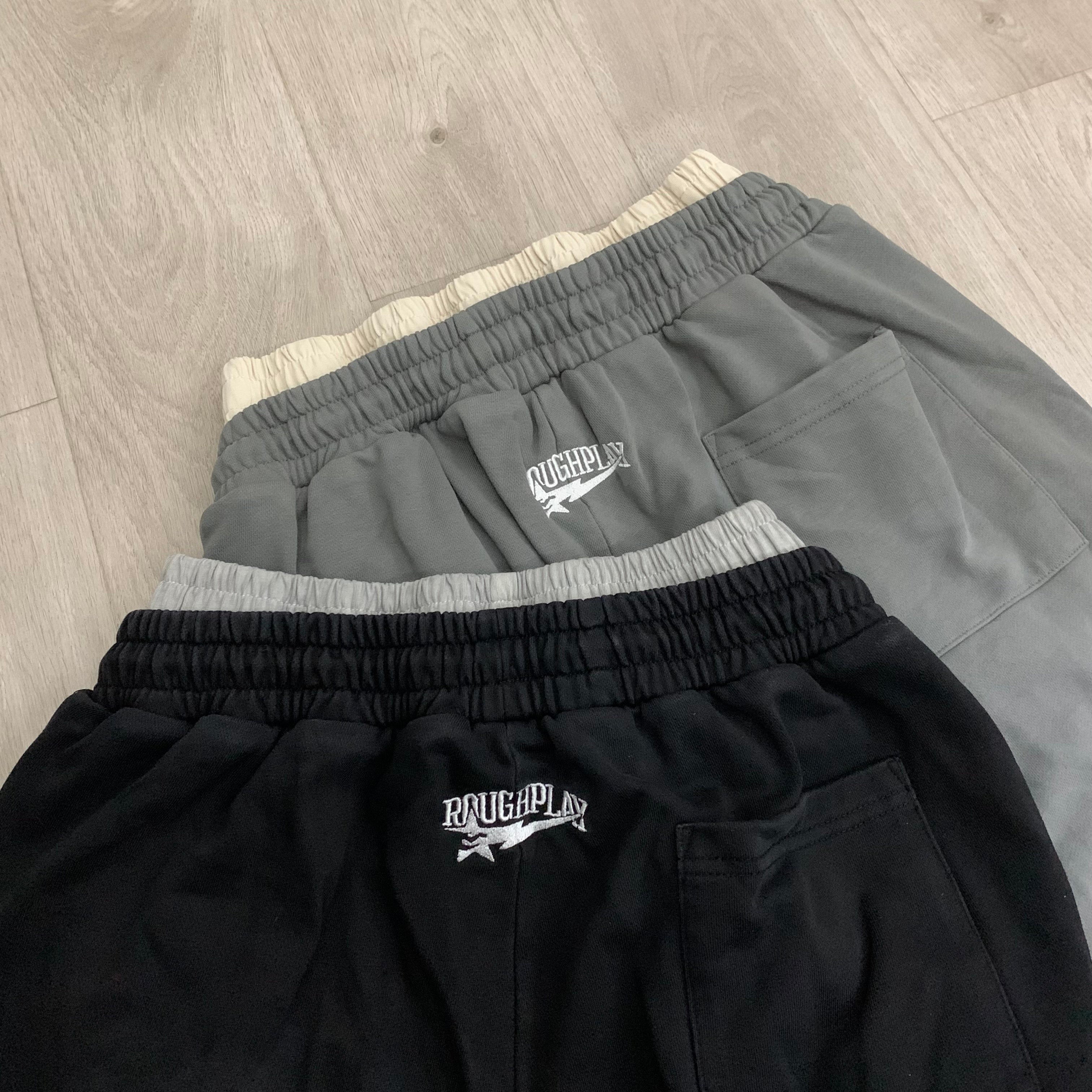 Roughplay Logo Print Fleece Pants