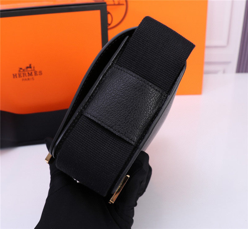 Bolso bandolera diseño elegante con cierre geométrico / Bolso cruzado de lujo accesible