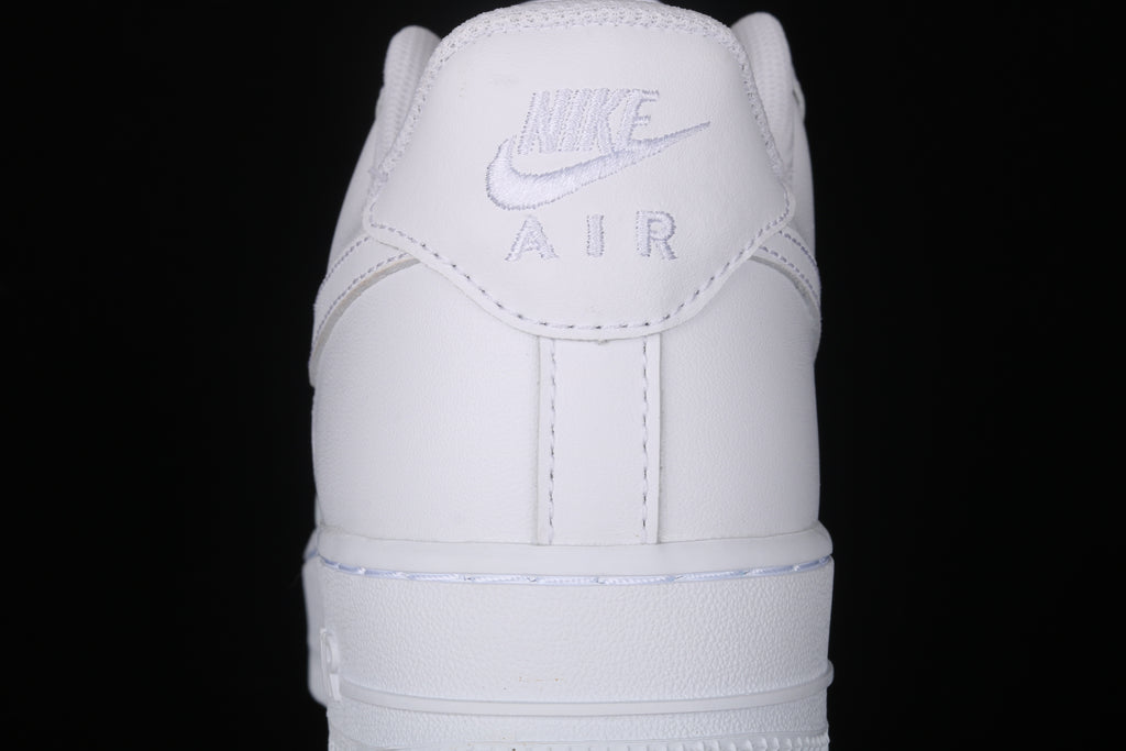 Zapatillas clásicas blancas bajas / Zapatillas estilo básico atemporal