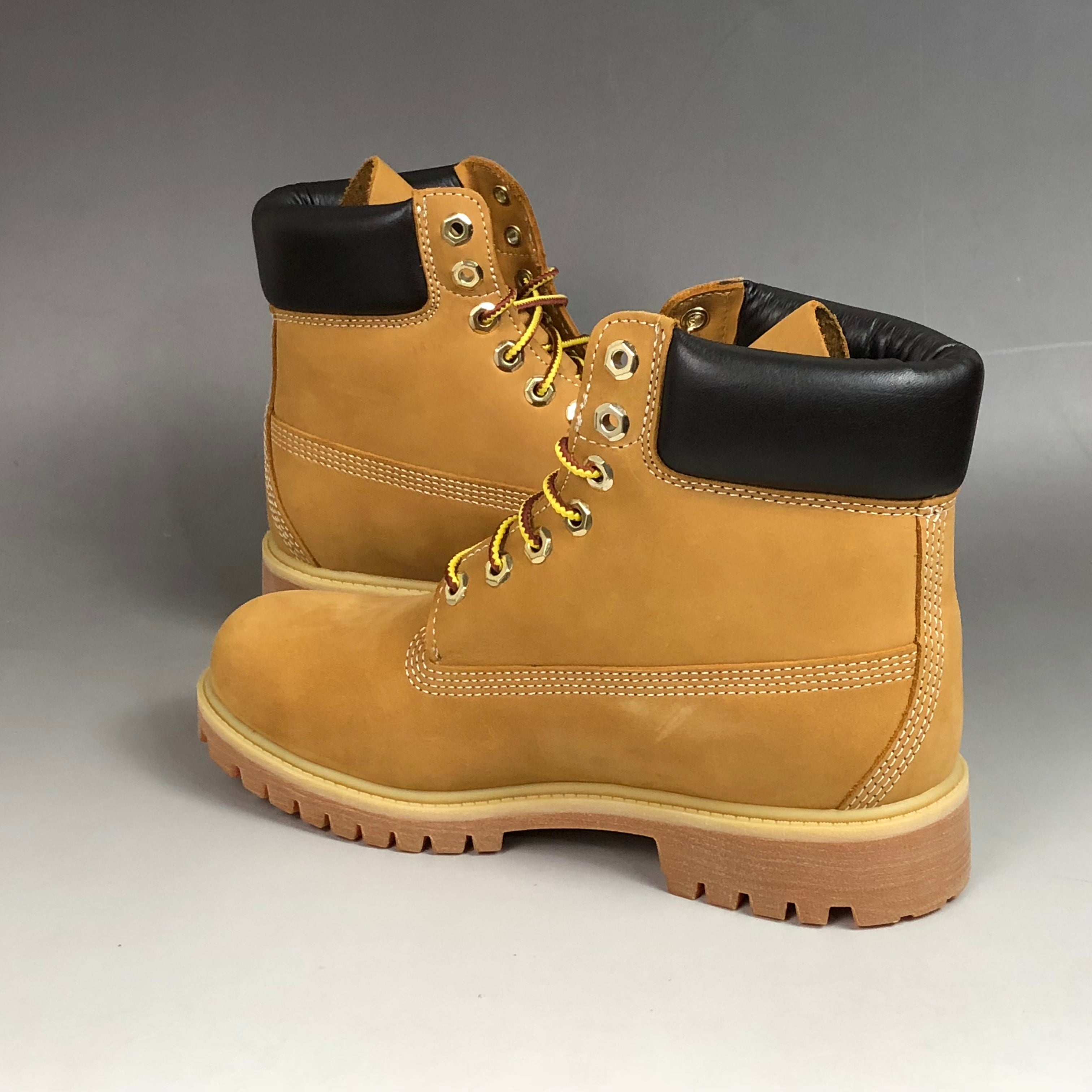 Botas clásicas altas color trigo / Botas de trabajo y estilo urbano