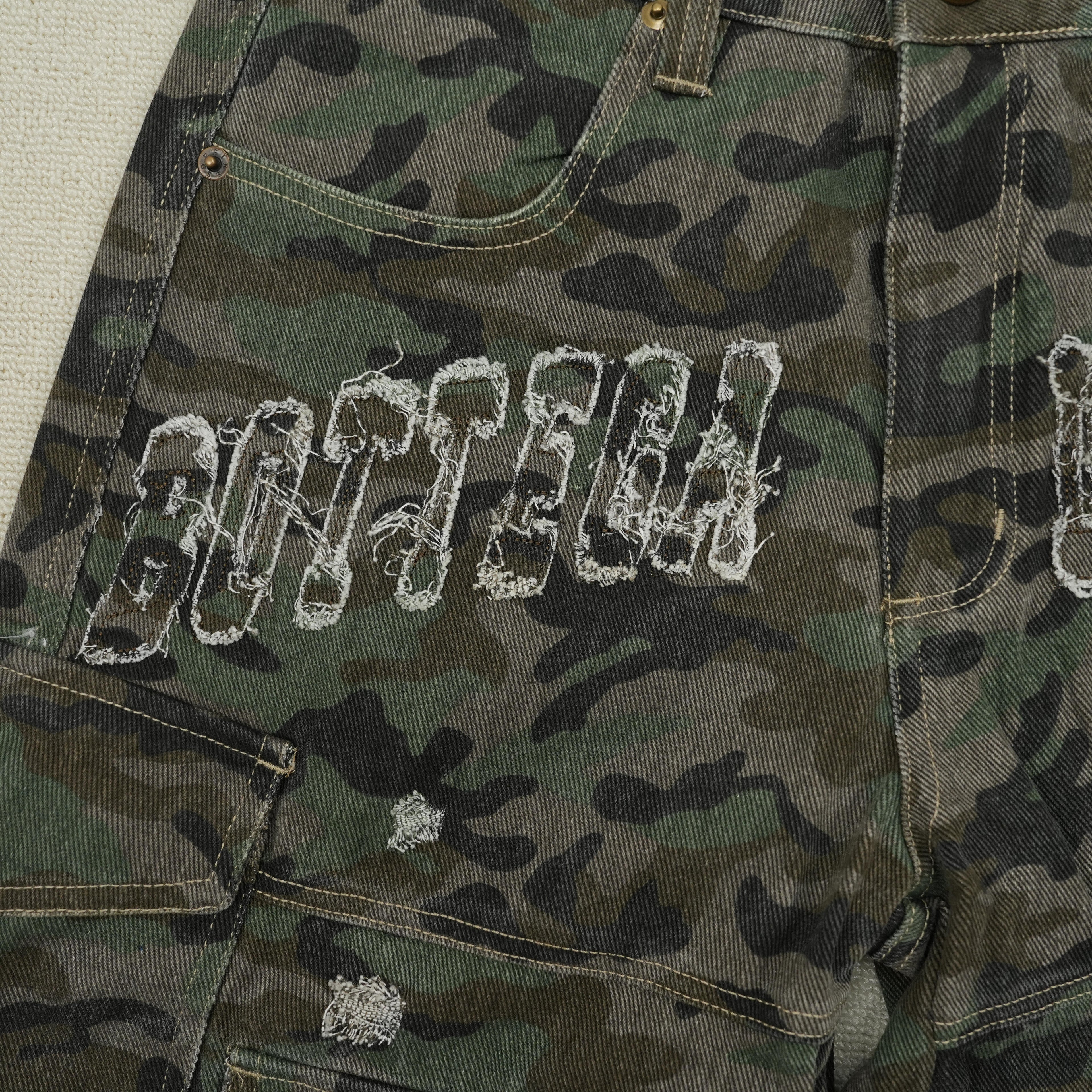 Short Bottega Desires – Camuflaje Cargo Desgastado