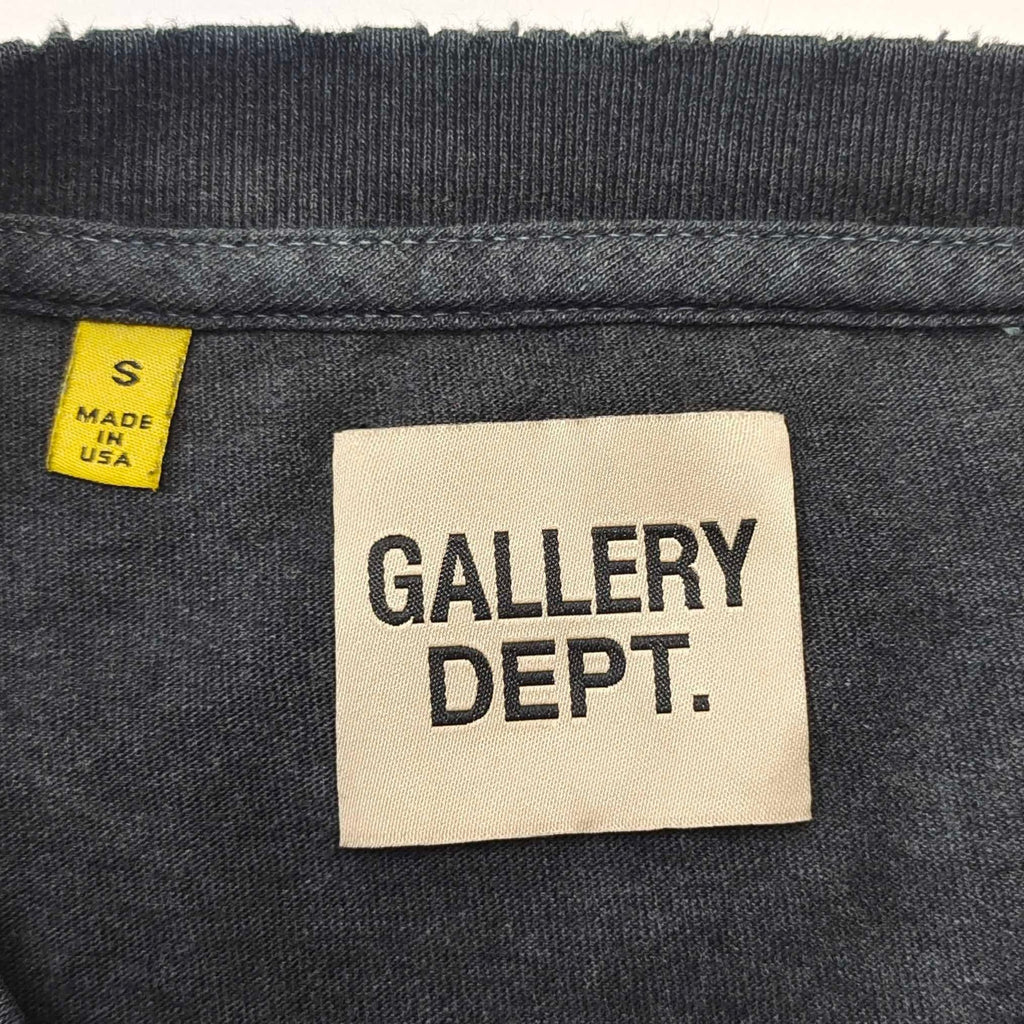 Camiseta Gallery Dept. – Logo Multicolor con Lavado Degradado