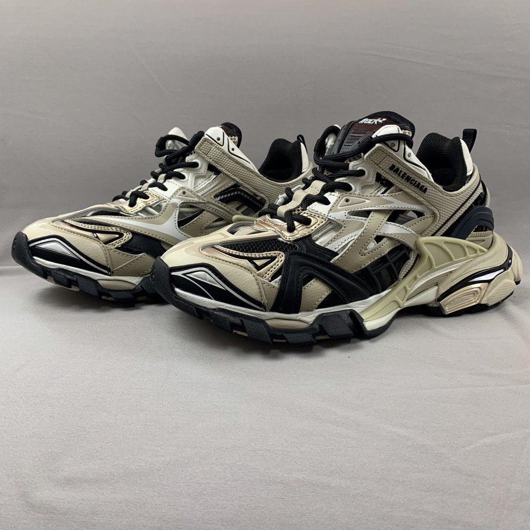 Zapatillas deportivas estilo track / Zapatillas chunky de diseño técnico