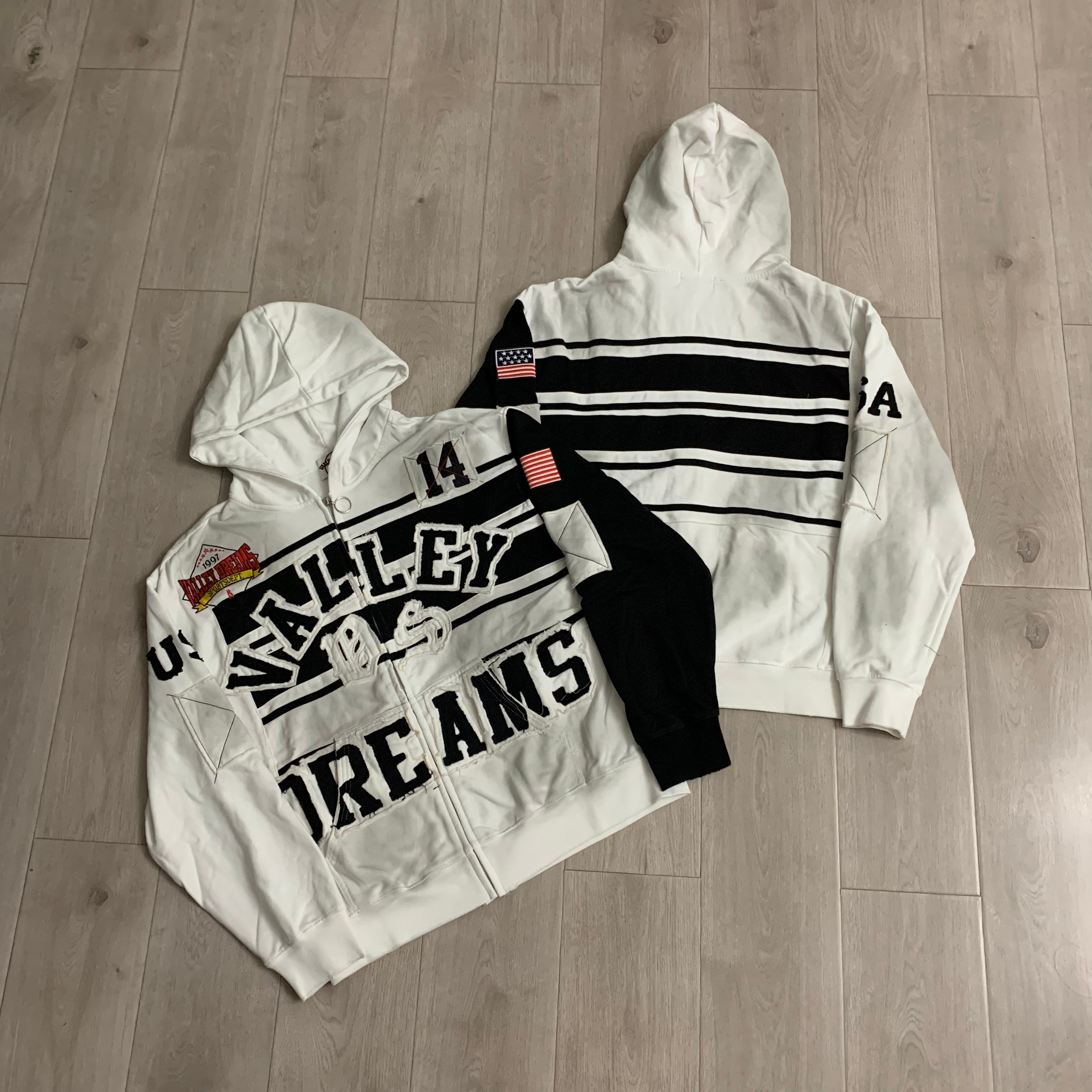 Abrigo Vale Forever "Valley Dreams" Collage Zip-Up Hoodie