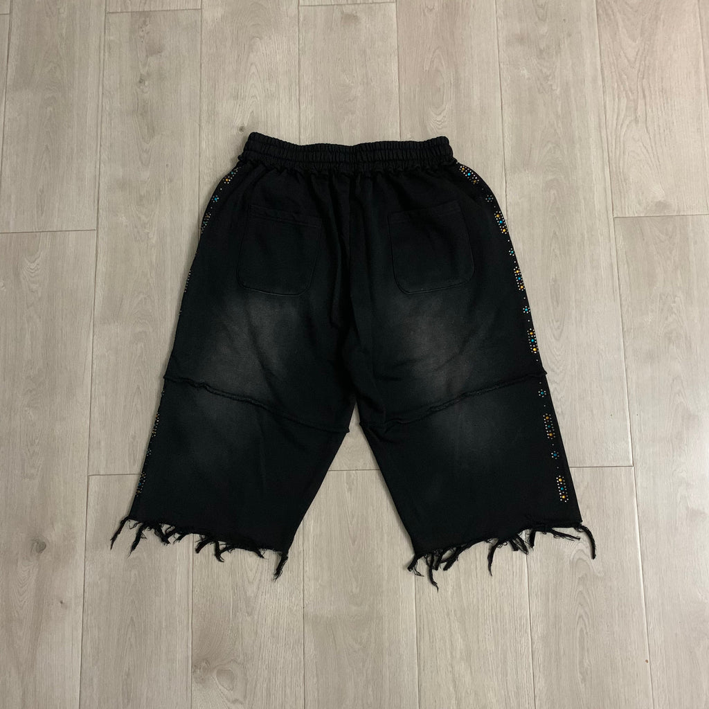 Shorts Valley Dreams – Logo en Pedrería con Bordes Deshilachados