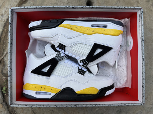 Air Jordan 4 Retro "Tour Yellow"