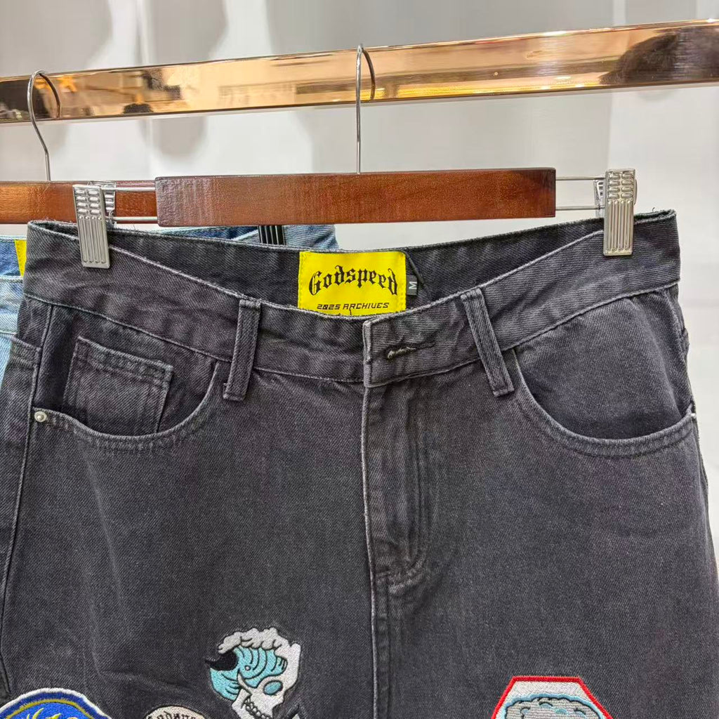Shorts de Mezclilla con Parches Decorativos