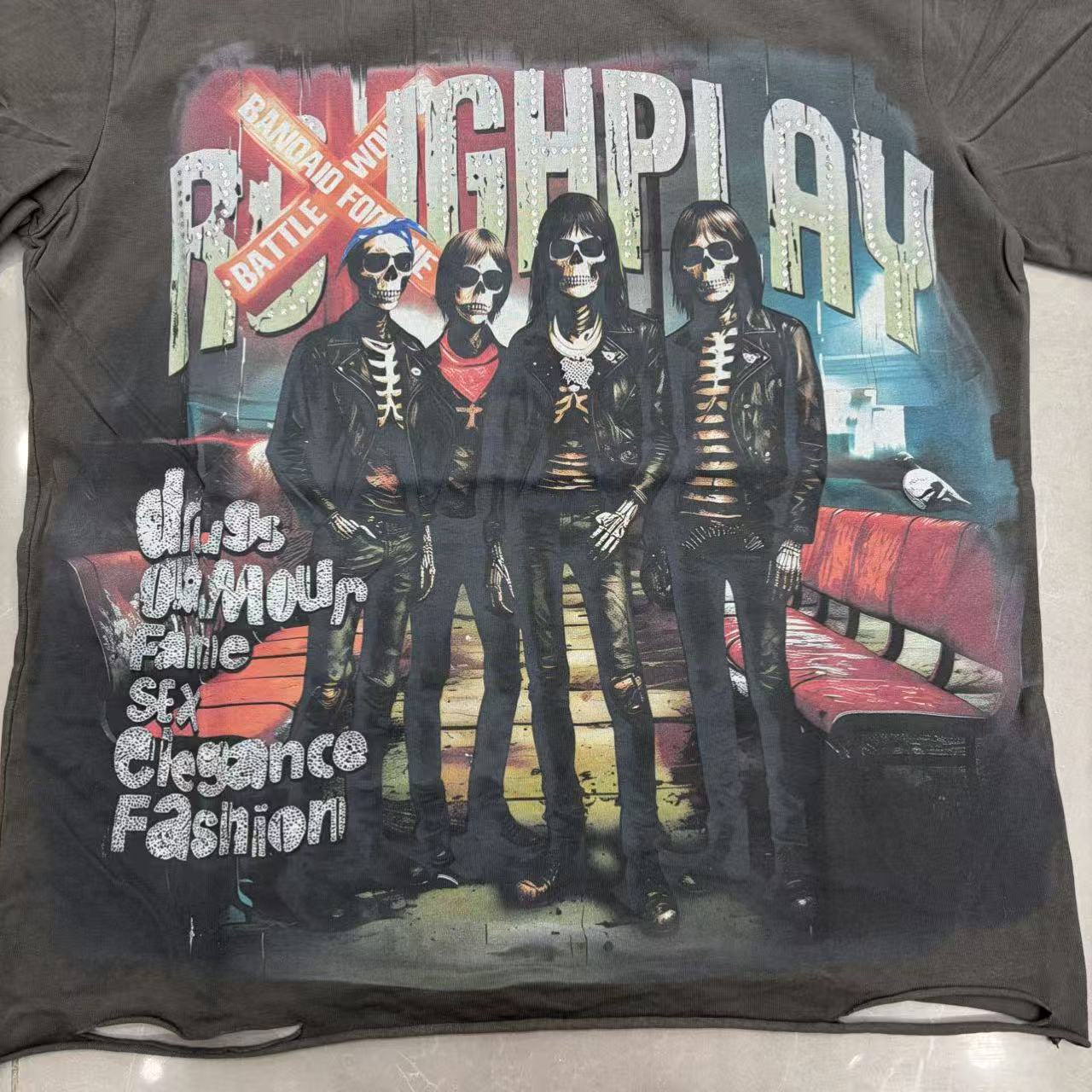 Camiseta Oversize RoughPlay "Battle For" – Gris Lavado Vintage