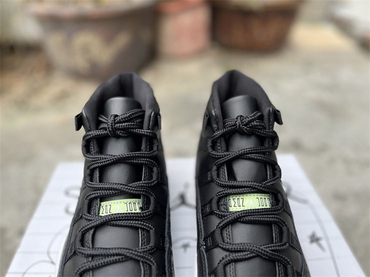 Jordan 11 Retro "Black Green Glow"