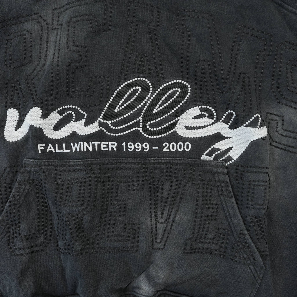 Sudadera con Capucha Negra Lavado Desgastado "Valley Dreams Forever"