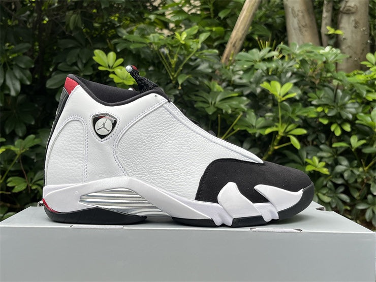 Air Jordan 14 Retro "Black Toe"