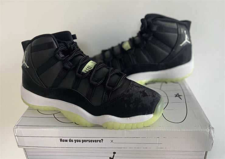 Jordan 11 Retro "Black Green Glow"