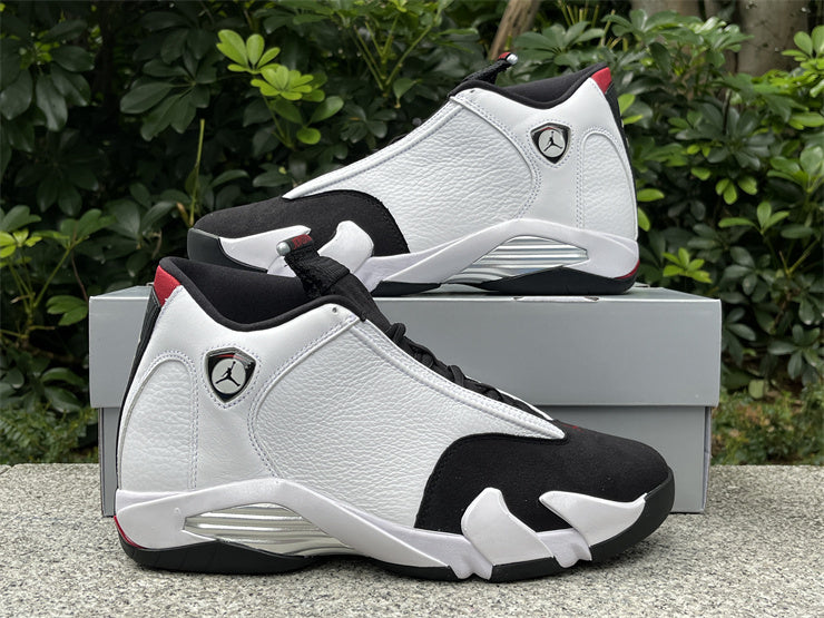 Air Jordan 14 Retro "Black Toe"
