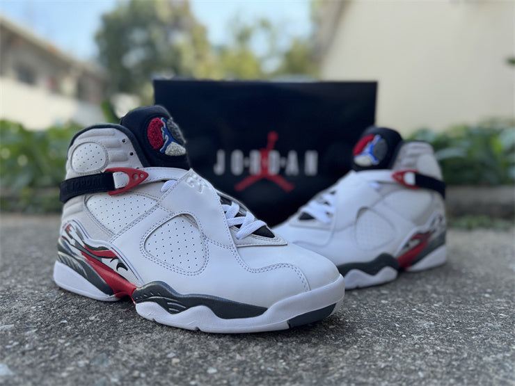 Jordan 8 Retro "Bugs Bunny / Alternate"