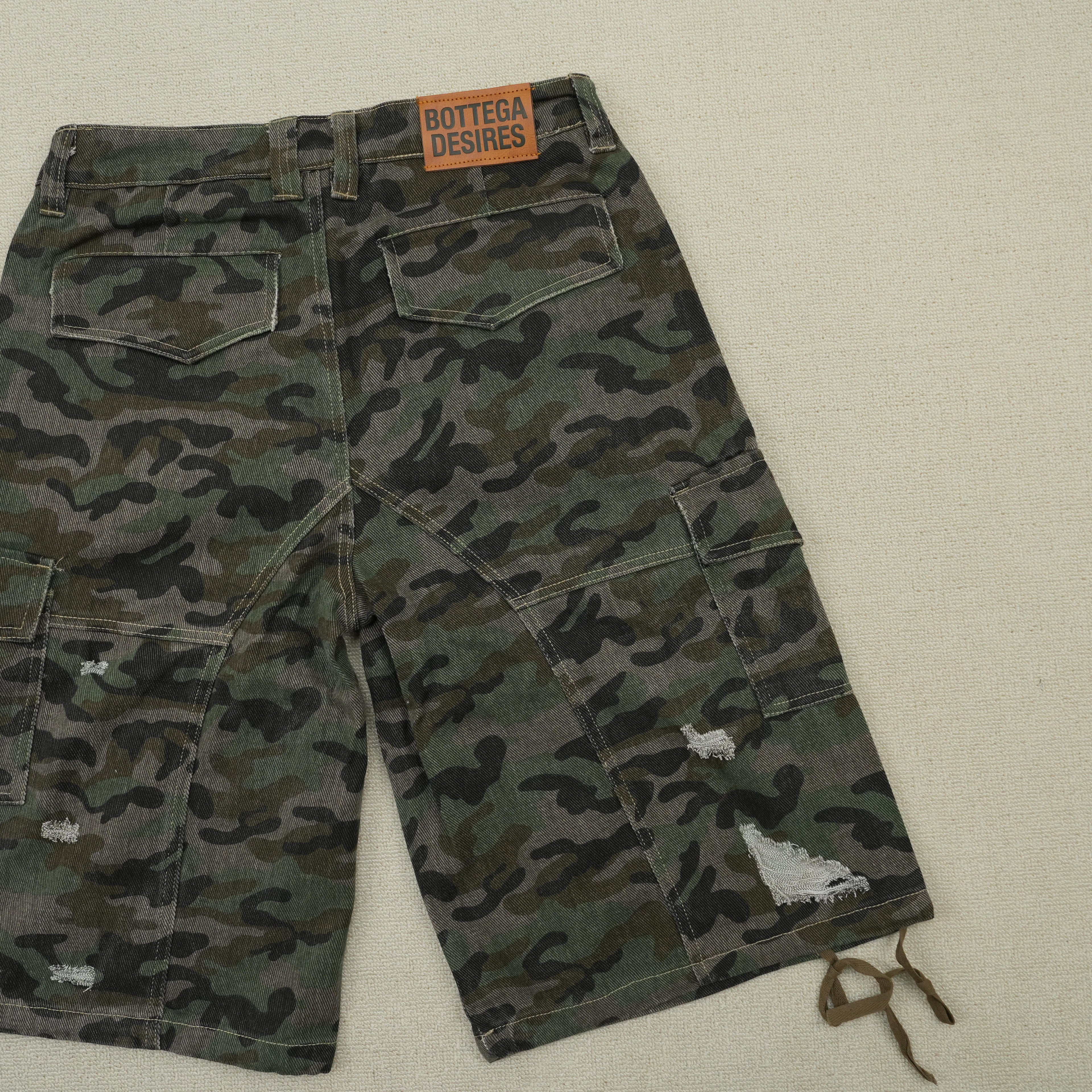 Short Bottega Desires – Camuflaje Cargo Desgastado