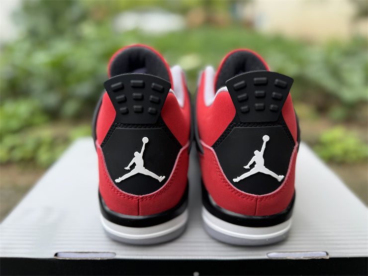 Jordan 4 Retro "Red Thunder"