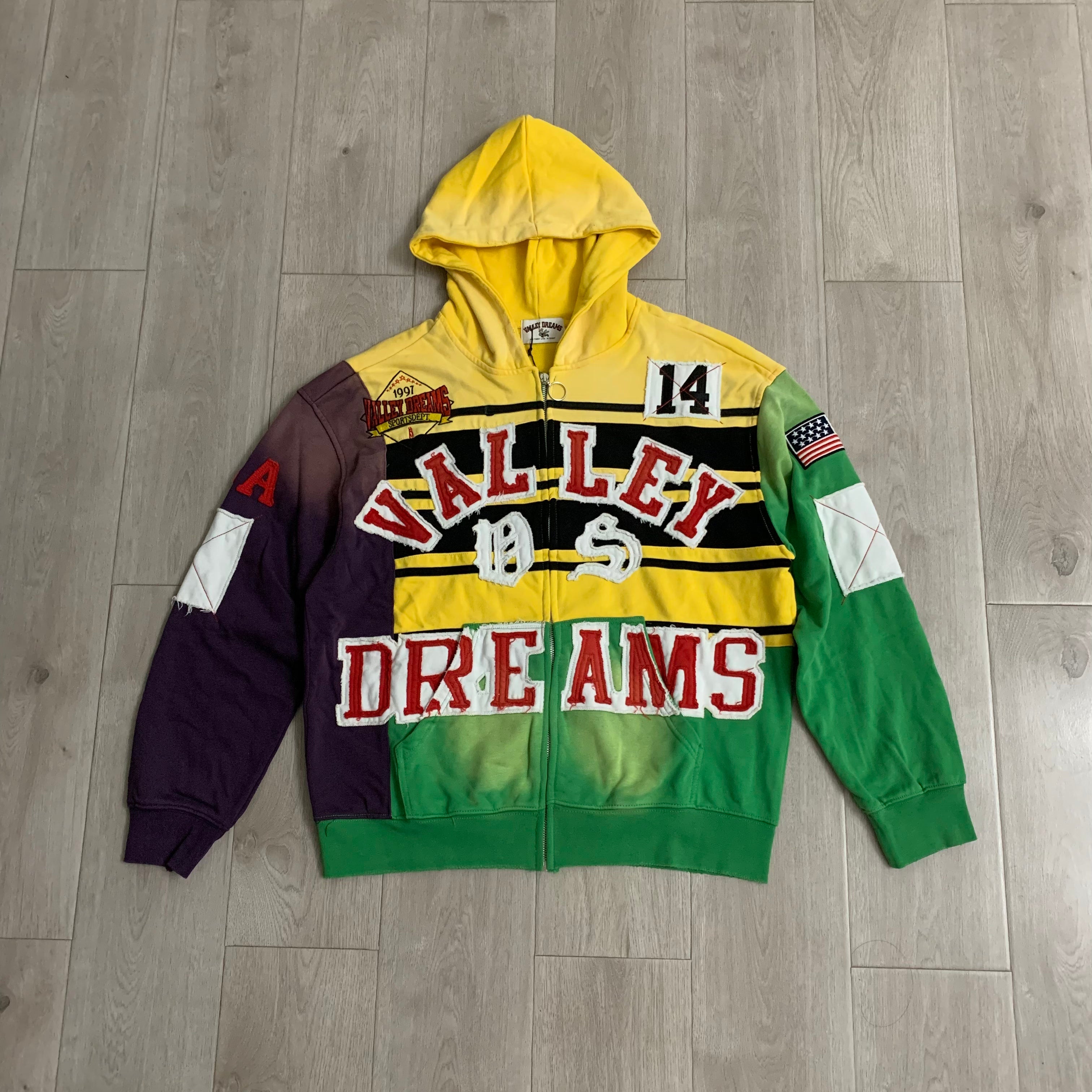 Abrigo Vale Forever "Valley Dreams" Collage Zip-Up Hoodie