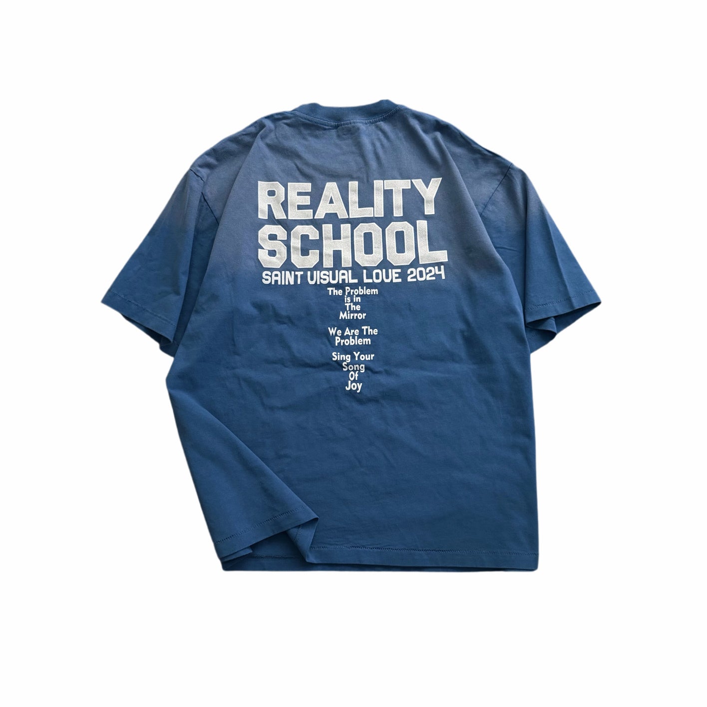Camiseta gráfica azul desgastada / Camiseta estilo vintage con impresión "Reality School"