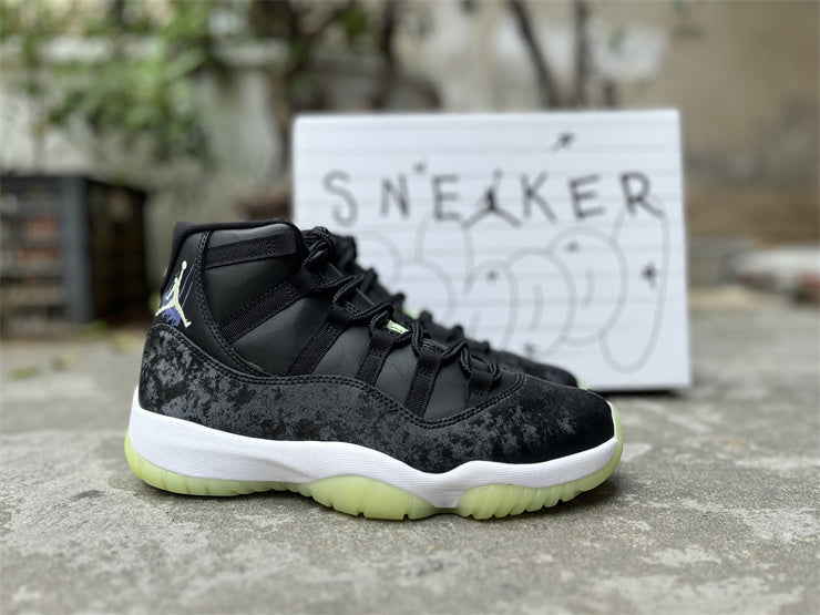 Jordan 11 Retro "Black Green Glow"