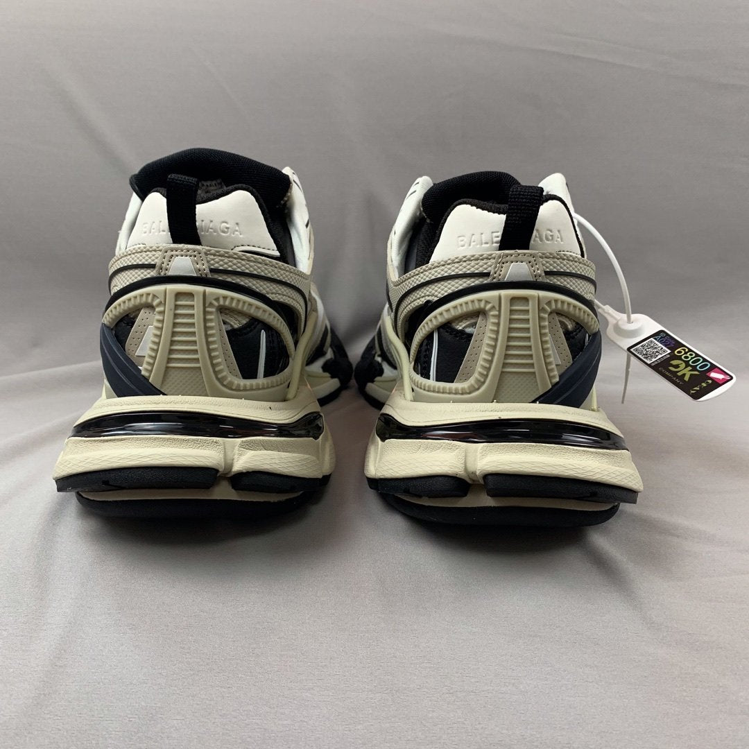 Zapatillas deportivas estilo track / Zapatillas chunky de diseño técnico