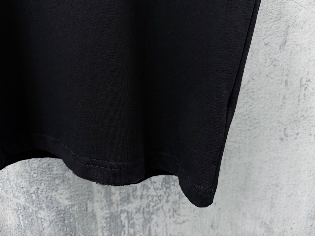 Camiseta MM6 Maison Margiela Bordada – Black