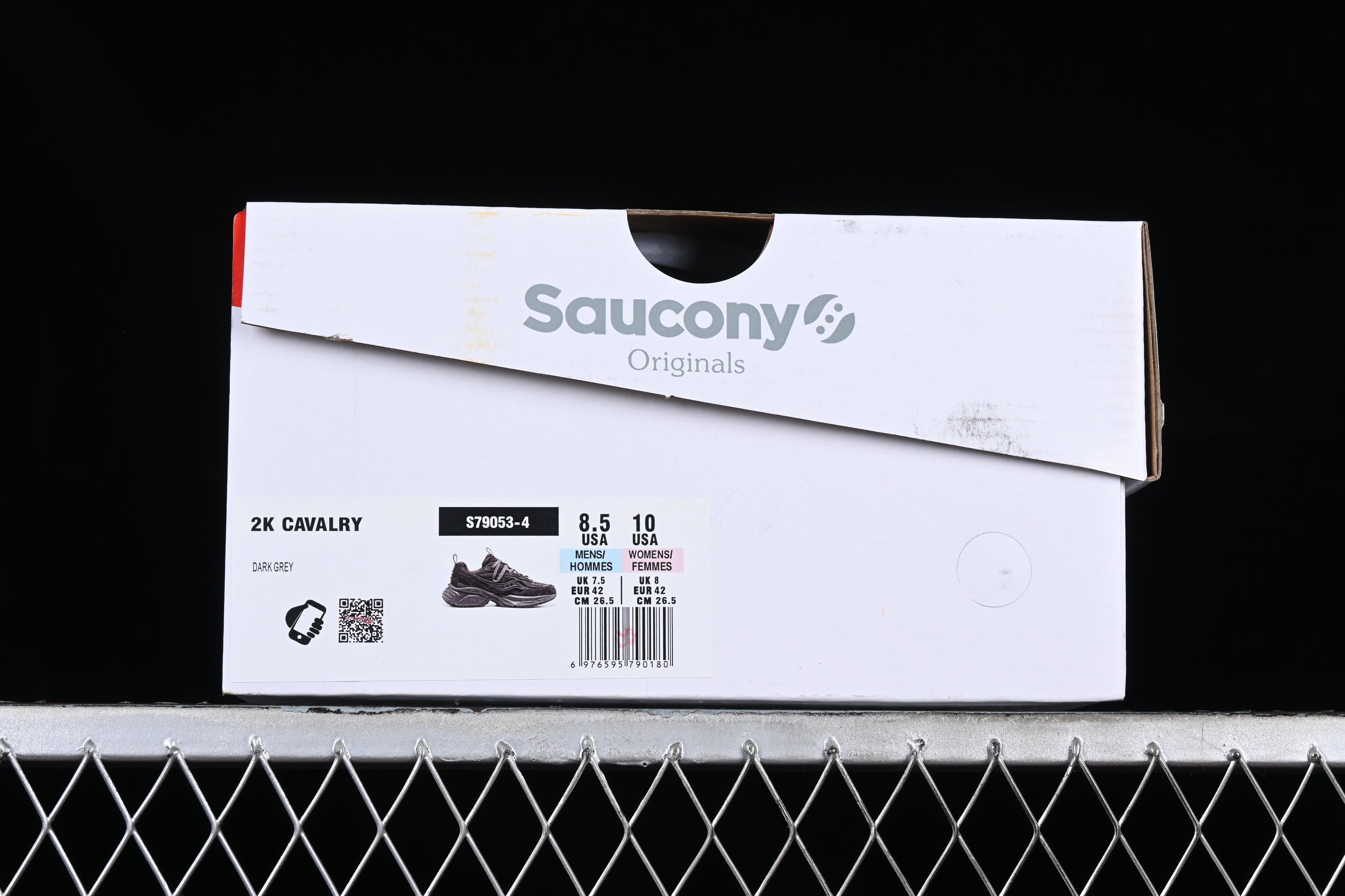 Zapatillas estilo retro chunky gris oscuro / Zapatillas deportivas diseño técnico