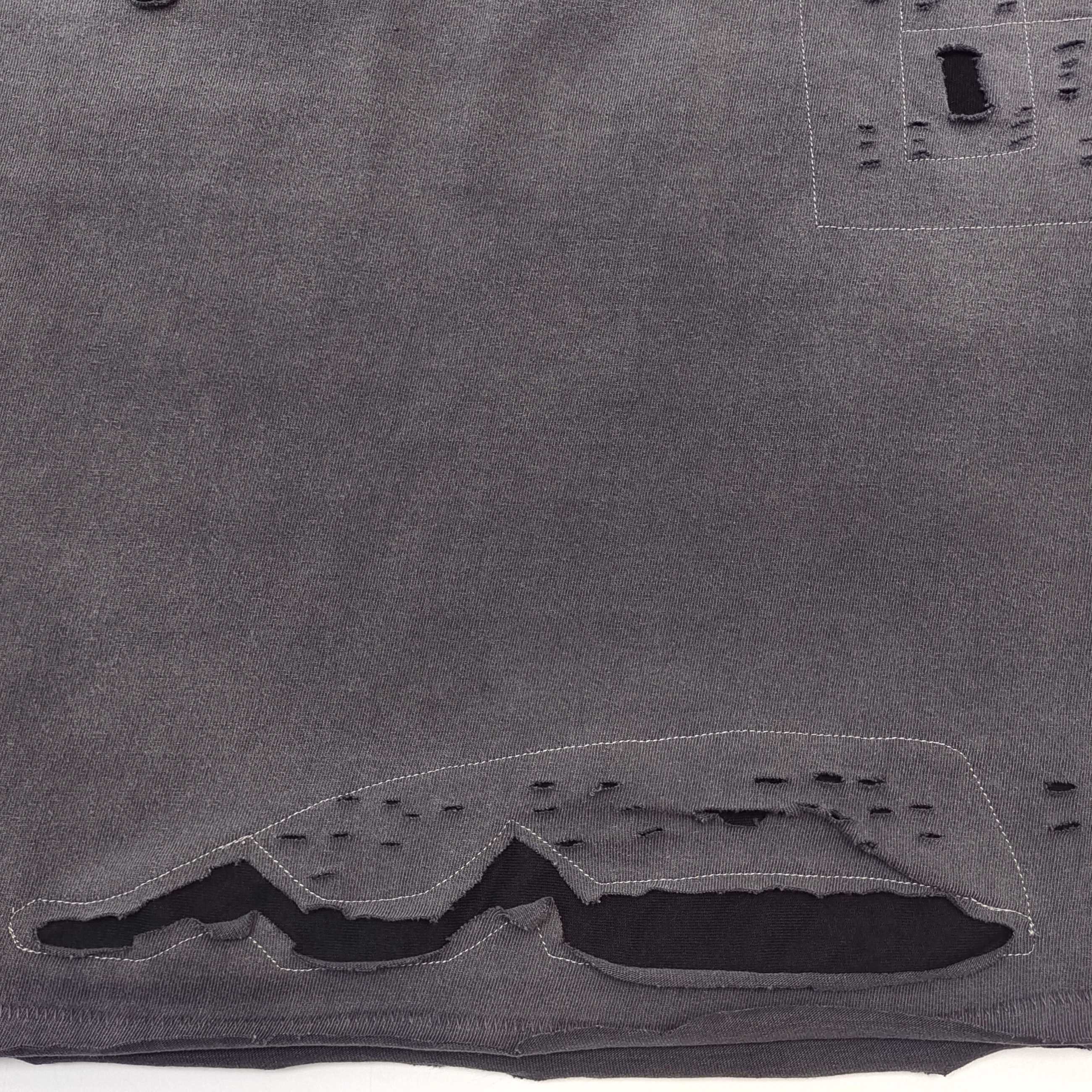 Camiseta Gallery Dept. – Lavado Carbón con Detalles Desgastados