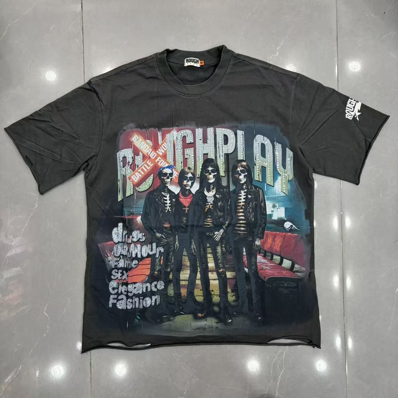 Camiseta Oversize RoughPlay "Battle For" – Gris Lavado Vintage