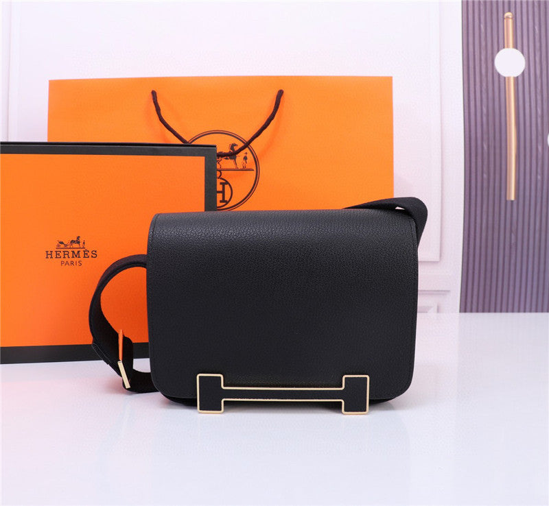 Bolso bandolera diseño elegante con cierre geométrico / Bolso cruzado de lujo accesible