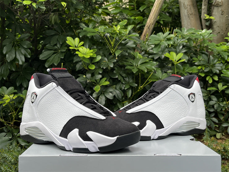 Air Jordan 14 Retro "Black Toe"
