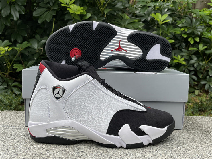 Air Jordan 14 Retro "Black Toe"