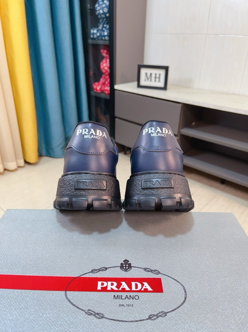 Prada Macro Re-Nylon y Piel Cepillada