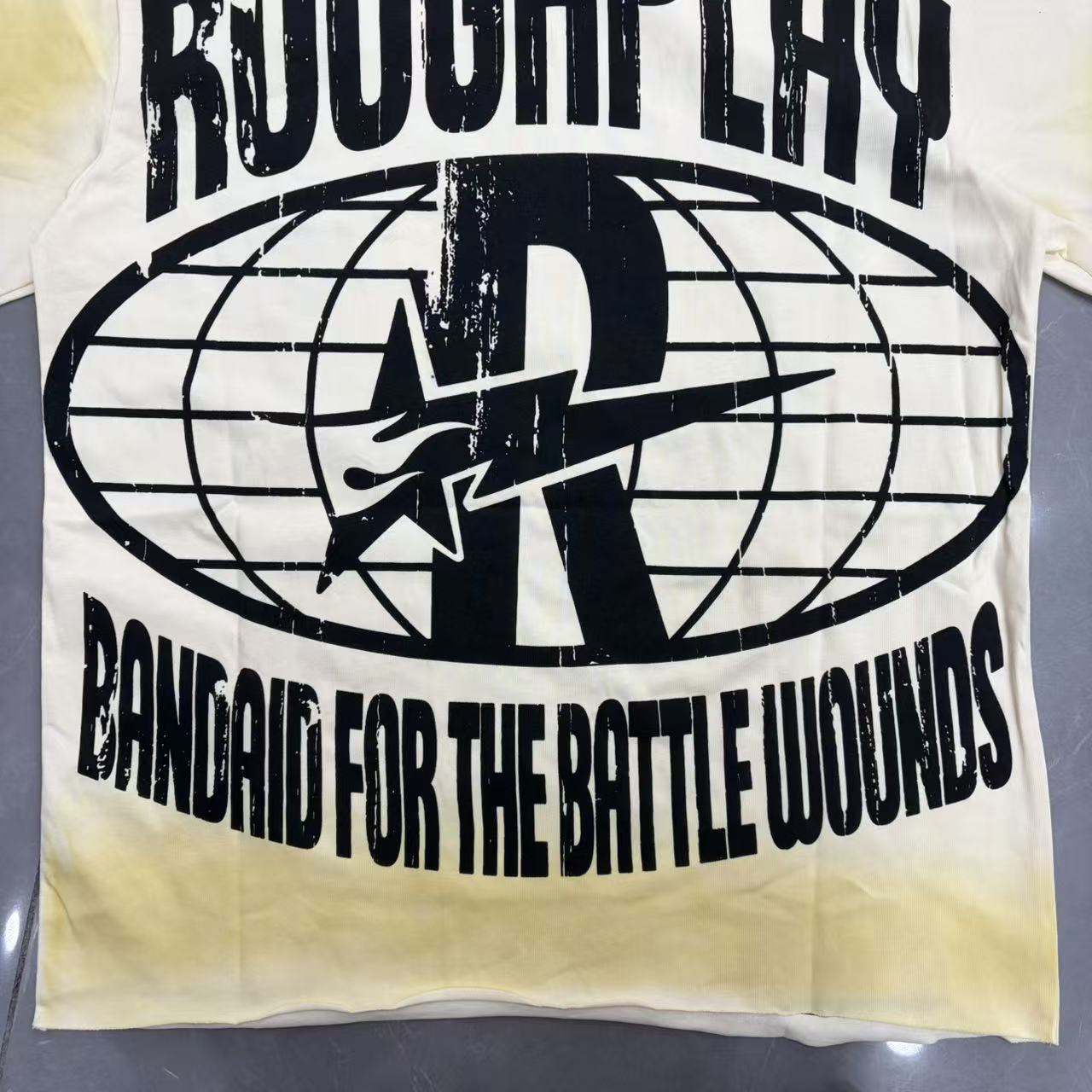 Roughplay "Bandaid For The Battle Wounds" (Skull Edition).