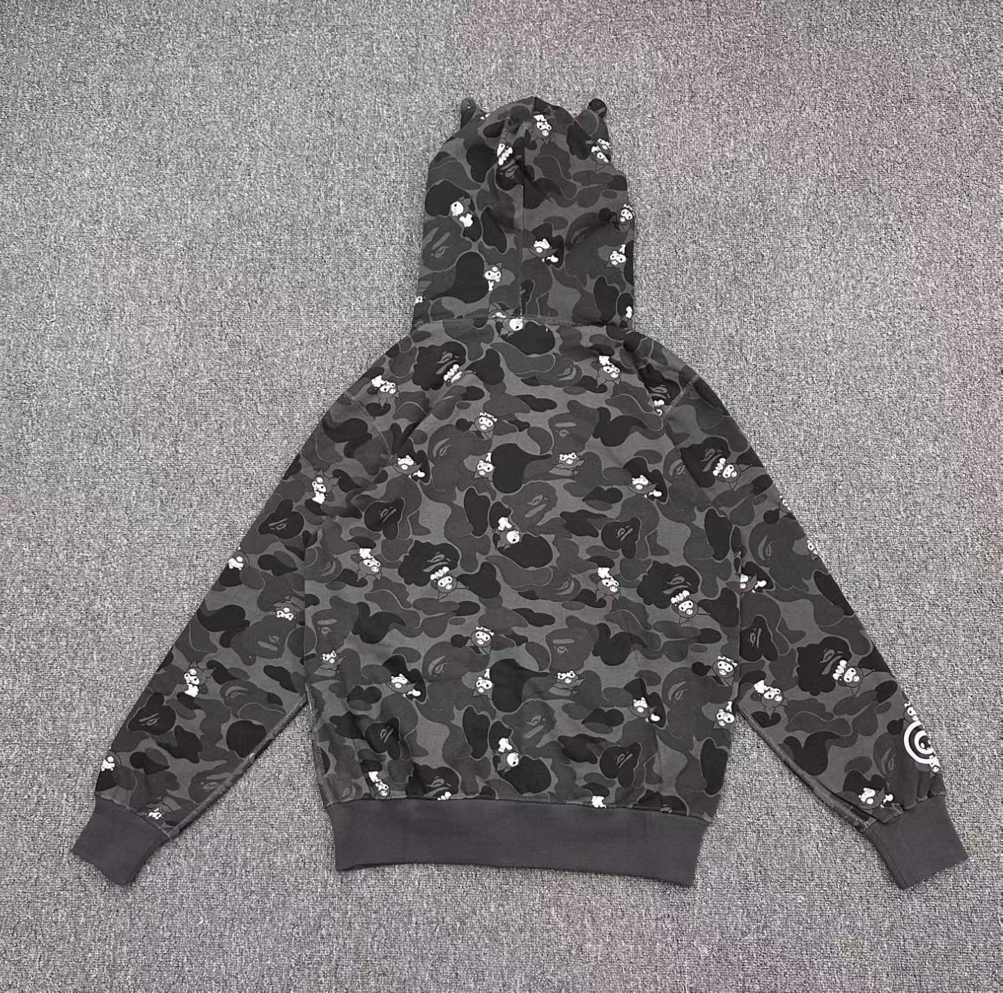 Colaboración Exclusiva BAPE × Personajes Icónicos 💥