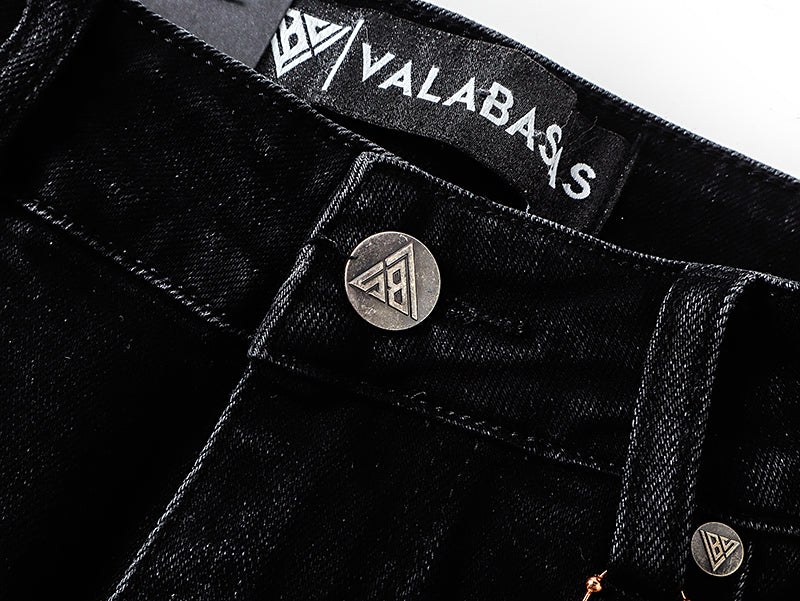 Jeans Valabasas – Lavado Negro con Remiendos