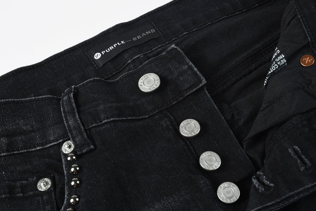 Jeans Negro Desgastado – Detalles en Pedrería