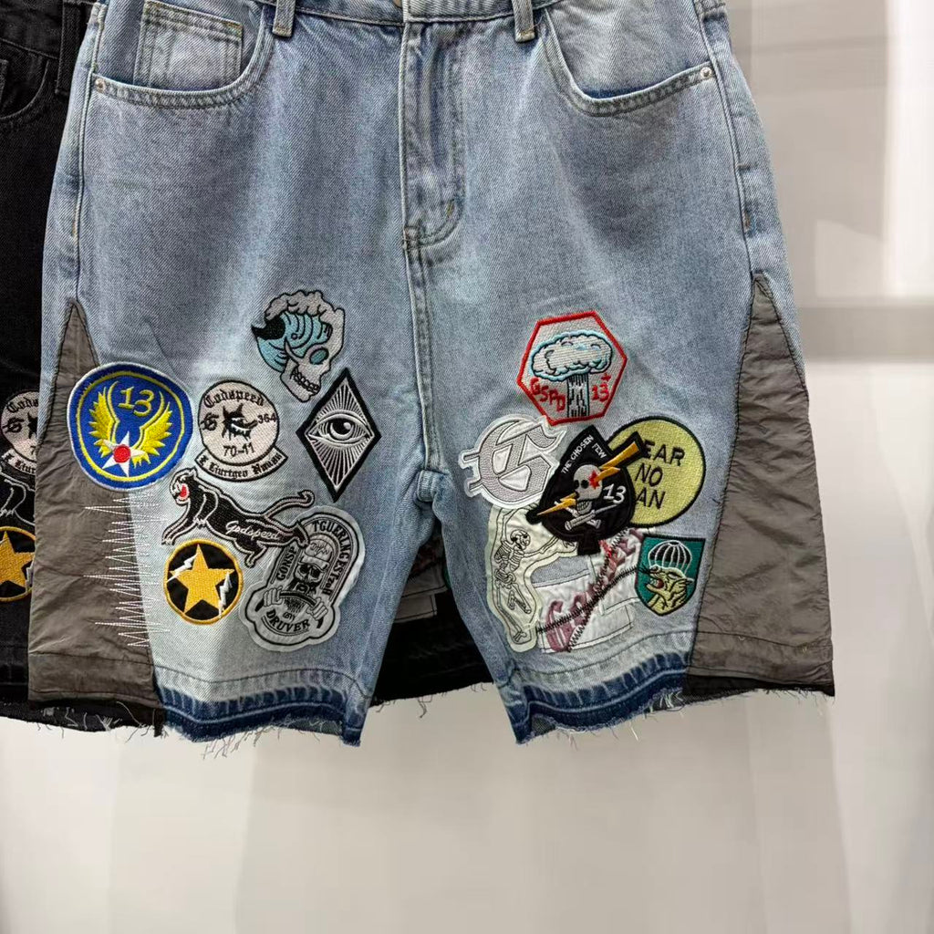 Shorts de Mezclilla con Parches Decorativos
